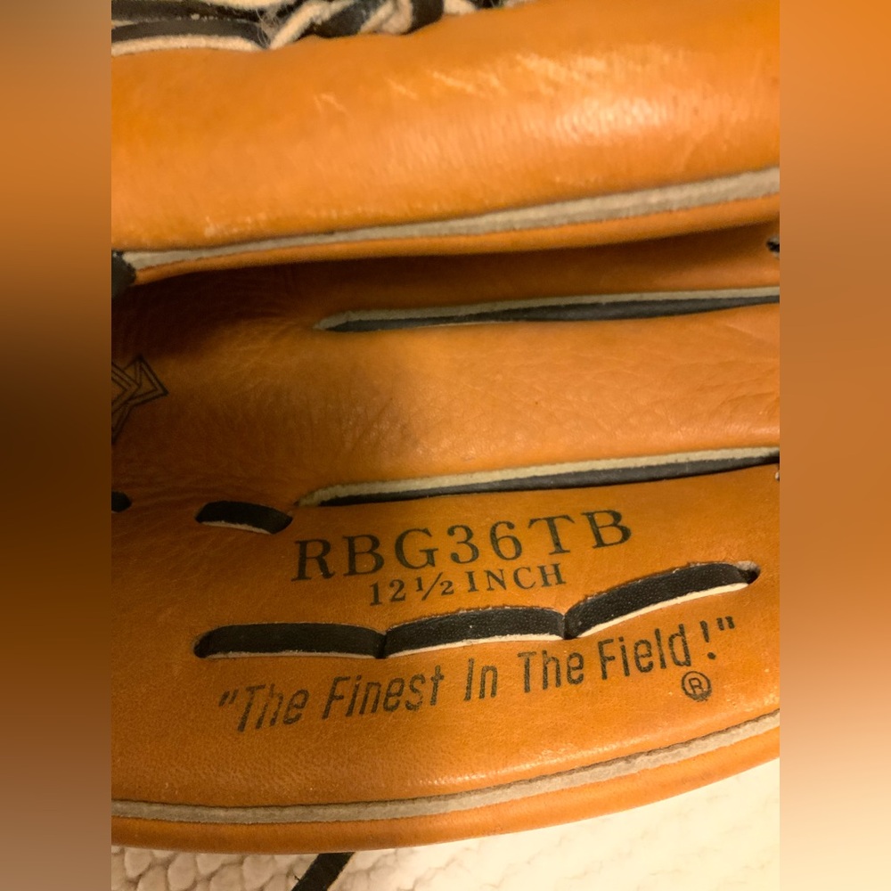 RAWLINGS BASEBALL - Picture 4 of 7